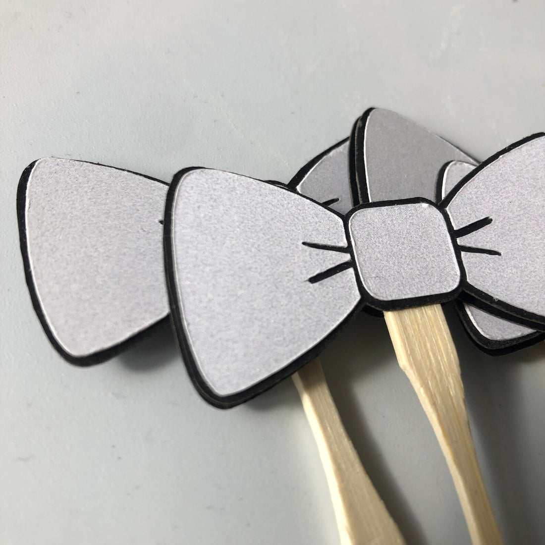 Prikkers Strikje Zwart Wit